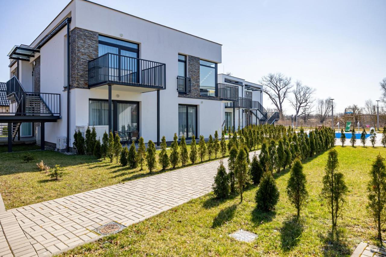 Apartamenty Paraiso By Noclegi Renters Lukecin Exterior photo